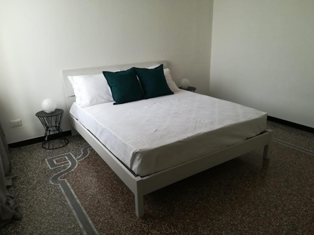 La Casa Di Via Defferrari Apartment Noli Luaran gambar